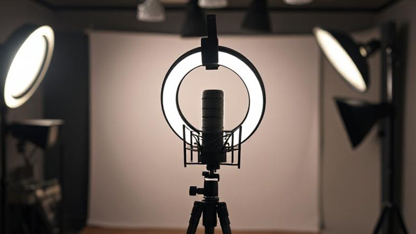 Picture showing different lights in a studio